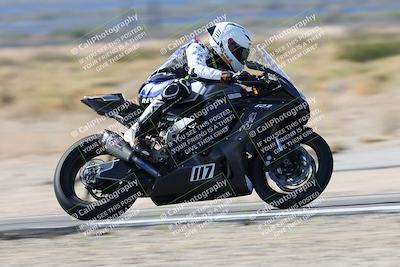 media/Nov-16-2025-Race Pace (Sun) [[8c5fa54630]]/Verified Riders/3-Turn 14 (1045am)/